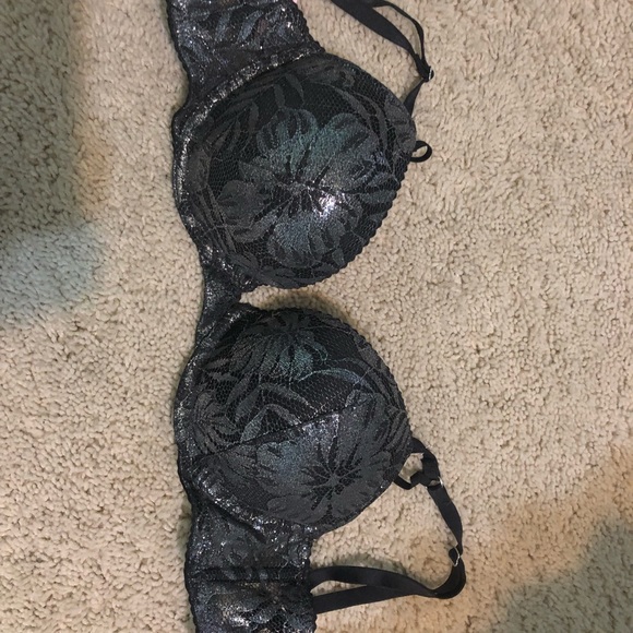 Victoria secret bombshell bra - Picture 1 of 2